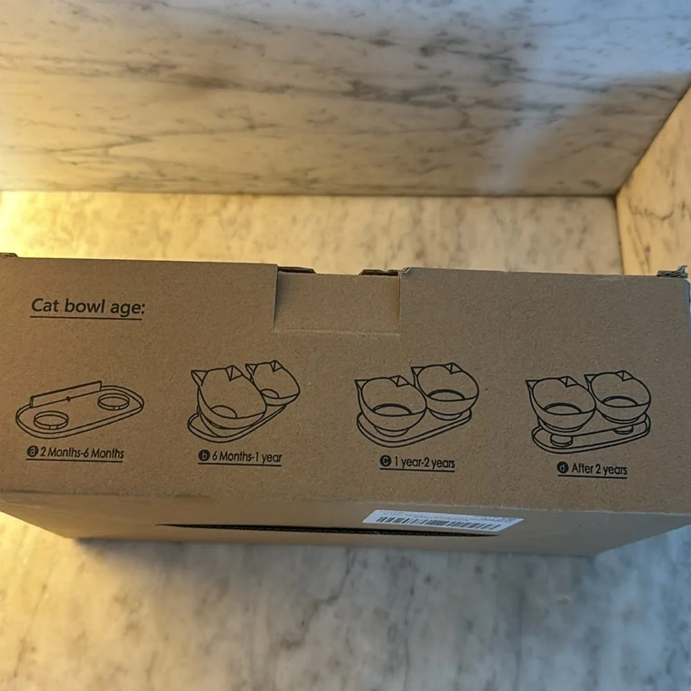 New in box Dorakitten cat bowl